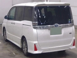 Toyota VOXY 2021 года ZWR80-0498586 ID: 559445 2