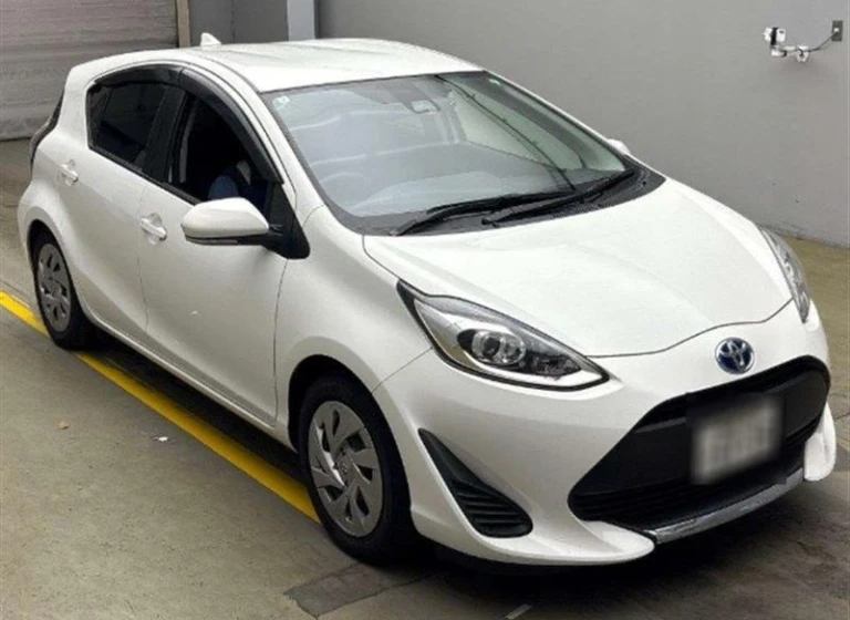 Toyota AQUA 2021 года NHP10-2720608 ID: 558529