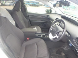 Toyota PRIUS 2018 года ZVW50-6136698 ID: 489206 31