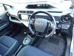 Toyota AQUA 2015 года NHP10-6379730 ID: 466958 15