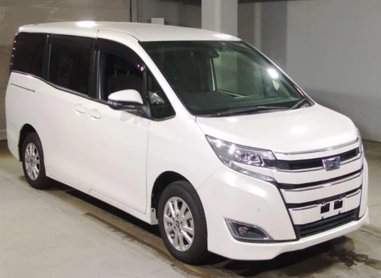Toyota NOAH 2021 года ZWR80-0493522 ID: 561364