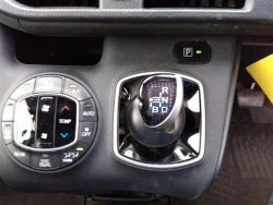 Toyota NOAH 2016 года ZWR80-0181141 ID: 488458 20