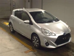 Toyota AQUA 2015 года NHP10-6379730 ID: 466958 0