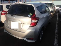Nissan NOTE 2018 года SNE12-015389 ID: 498399 1