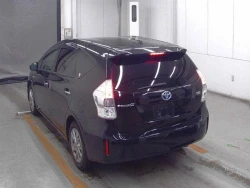 Toyota PRIUS ALPHA 2014 года ZVW41-3347560 ID: 556771 2