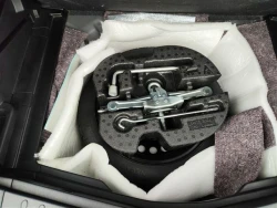 NISSAN NOTE 2014г.в E12-208217 27
