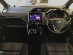 Toyota VOXY 2018 года ZRR80-0479105 ID: 509610 6