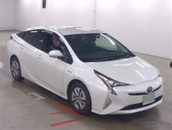 Toyota PRIUS 2018 года ZVW50-6128774 ID: 489271 0