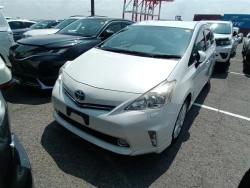 Toyota PRIUS ALPHA 2012 года ZVW41-3191302 ID: 555318 9