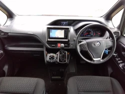 Toyota VOXY 2018 года ZRR80-0470359 ID: 509842 19