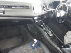 Honda VEZEL HYBRID 2015 года RU3-1119233 ID: 559963 6