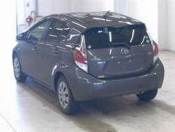 Toyota AQUA 2013 года NHP10-2258226 ID: 487914 3