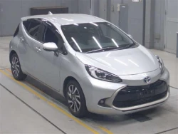 Toyota AQUA 2022 года MXPK11-2091549 ID: 561185 0
