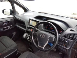Toyota VOXY 2018 года ZRR80-0470359 ID: 509842 18