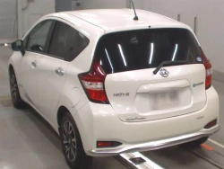 Nissan NOTE 2016 года HE12-021845 ID: 496700 23