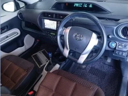 Toyota AQUA 2012 года NHP10-6004757 ID: 485272 5