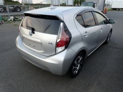 Toyota AQUA 2015 года NHP10-6379730 ID: 466958 13
