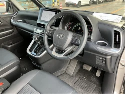 Toyota NOAH 2022 года MZRA90-0007040 ID: 556927 24