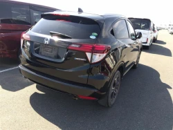 Honda VEZEL HYBRID 2014 года RU3-1050789 ID: 483477 5