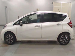 Nissan NOTE 2016 года HE12-021845 ID: 496700 25