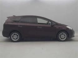 Toyota PRIUS ALPHA 2014 года ZVW41-3342955 ID:553039 5