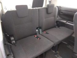 Toyota NOAH 2016 года ZWR80-0181141 ID: 488458 23