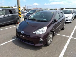 Toyota AQUA 2014 года NHP10-2293581 ID: 487655 11