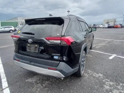 Toyota RAV4 2021 года MXAA54-5025270 ID: 547331 4