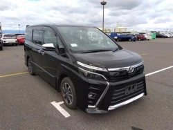 Toyota VOXY 2018 года ZRR80-0479105 ID: 509610 10