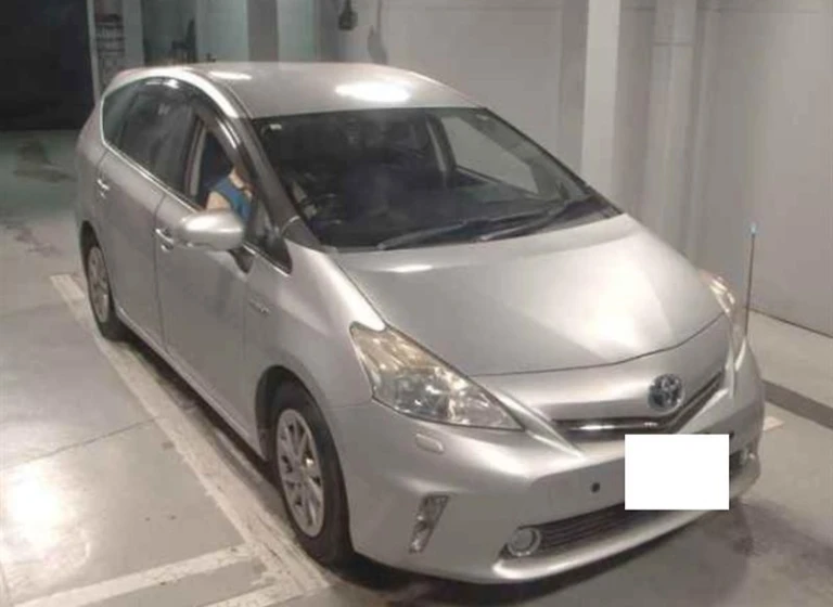 Toyota PRIUS ALPHA 2012 года ZVW41-3192017 ID: 561010