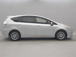 Toyota PRIUS ALPHA 2013 года ZVW41-3225822 ID: 558079 6