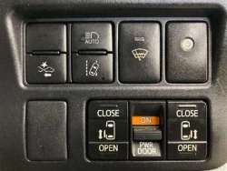 Toyota ESQUIRE 2020 года ZRR85-0151334 ID: 558056 12