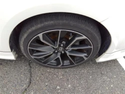 Toyota COROLLA SPORT 2019 года ZWE211-1019549 ID: 460311 14