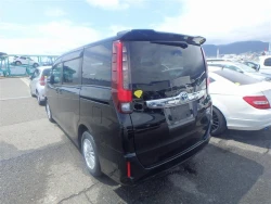 Toyota NOAH 2015 года ZWR80-0086635 ID: 489601 11
