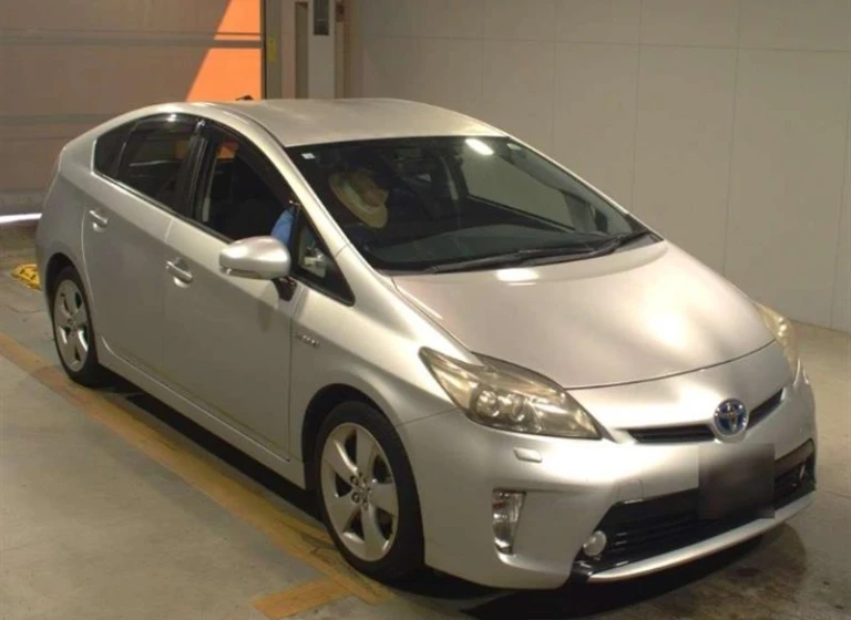 Toyota PRIUS 2012 года ZVW30-1595359 ID: 557237