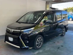 Toyota VOXY 2018 года ZRR80-0479105 ID: 509610 0