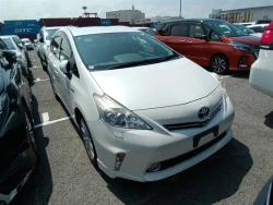 Toyota PRIUS ALPHA 2012 года ZVW41-3191302 ID: 555318 8