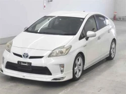 Toyota PRIUS 2013 года ZVW30-5706430 ID: 482993 0