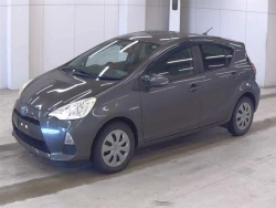 Toyota AQUA 2013 года NHP10-2258226 ID: 487914 1