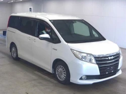 Toyota NOAH 2014 года ZWR80-0037093 ID: 560593 0