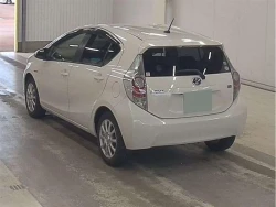 Toyota AQUA 2014 года NHP10-6287261 ID: 486116 2
