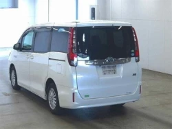 Toyota NOAH 2014 года ZWR80-0037093 ID: 560593 2