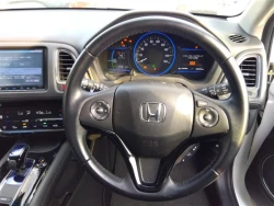 Honda VEZEL HYBRID 2015 года RU3-1122460 ID: 486530 8