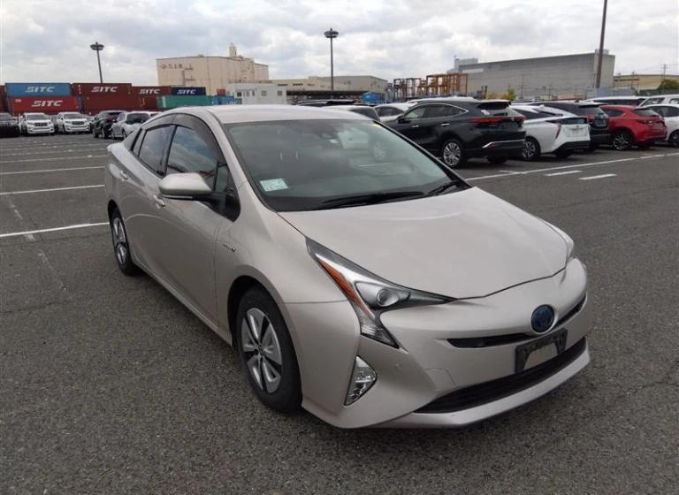 Toyota PRIUS 2016 года ZVW51-8008315 ID: 538762
