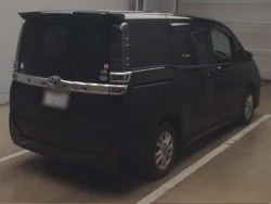 Toyota VOXY 2018 года ZRR80-0470359 ID: 509842 2