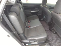 Toyota PRIUS ALPHA 2015 года ZVW41-3393558 ID: 538555 18