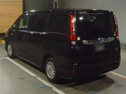 Toyota NOAH 2016 года ZWR80-0181141 ID: 488458 3