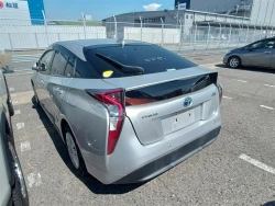 Toyota PRIUS 2016 года ZVW50-8049895 ID: 553361 11