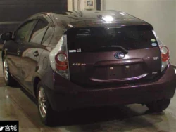 Toyota AQUA 2014 года NHP10-2293581 ID: 487655 1