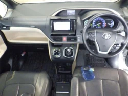 Toyota NOAH 2014 года ZWR80-0037093 ID: 560593 4